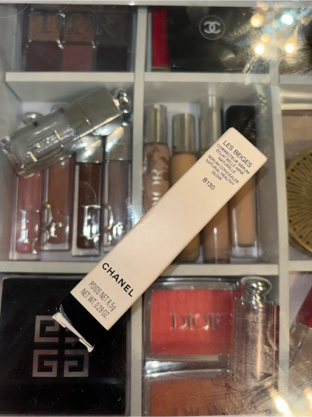 CHANEL Les Beiges Serum Concealer B130 - Light Beige